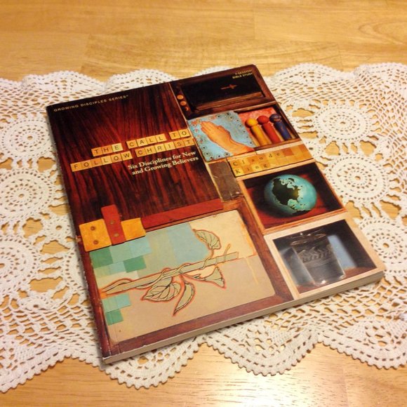 3 for $10 book sale! Christian Disciplines - Call to Follow Christ - Picture 1 of 10